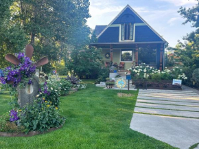 Creekside Setting Right Near Downtown And Bogert Park